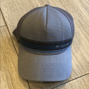 Travis Mathew flex it hat